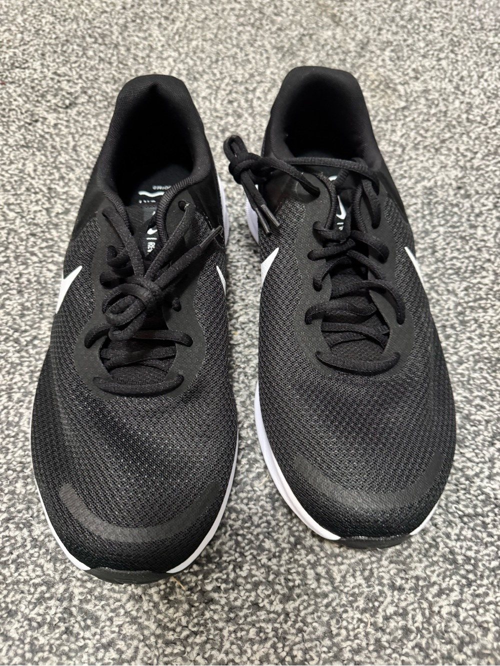 Nike Revolution 7 "Black/White" Men's Wide Running Shoe size 10